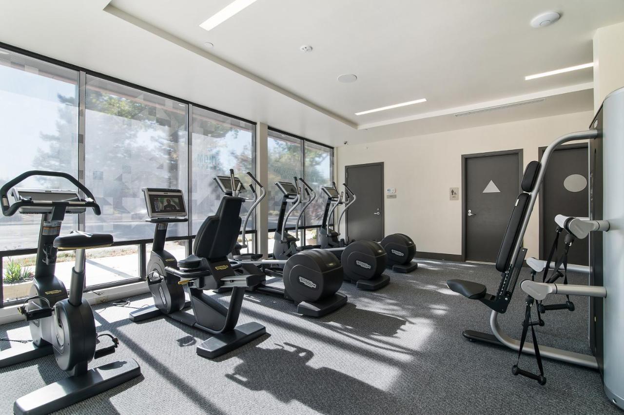 Global Luxury Suites At Downtown Mountain View Exteriér fotografie