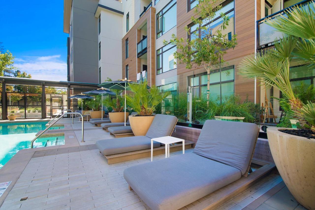 Global Luxury Suites At Downtown Mountain View Exteriér fotografie
