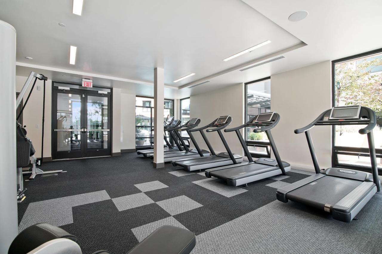 Global Luxury Suites At Downtown Mountain View Exteriér fotografie