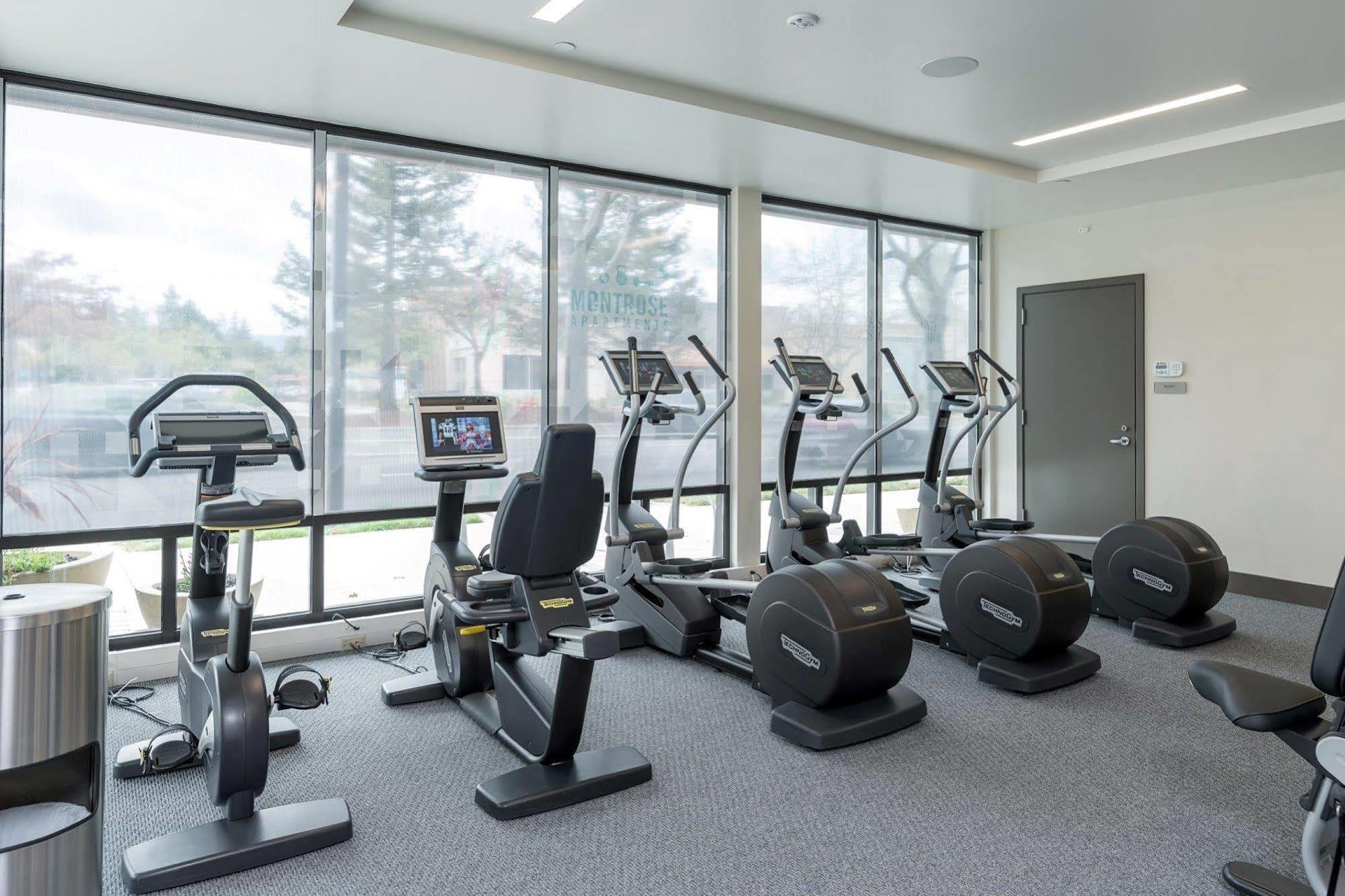 Global Luxury Suites At Downtown Mountain View Exteriér fotografie